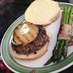 Spicy Island Bison Burgers A picture of Spicy Island Bison Burgers.