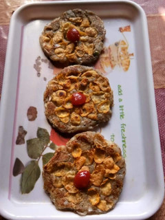 कॉर्न फ्लेक्स पोटैटो पैनकेक्स (Cornflakes Potato Pancakes Recipe in Hindi) रेसिपी मुख्य फोटो