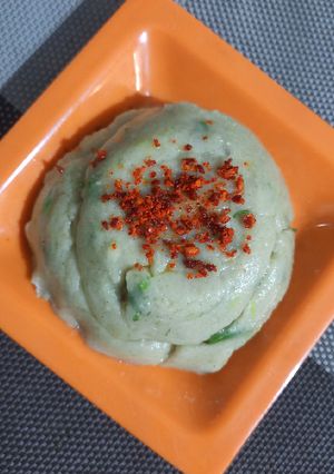 જુવાર લીલાં લસણ નું ખીચું (Jowar Lila Lasan Khichu Recipe In Gujarati) રેસીપી મુખ્ય ફોટો