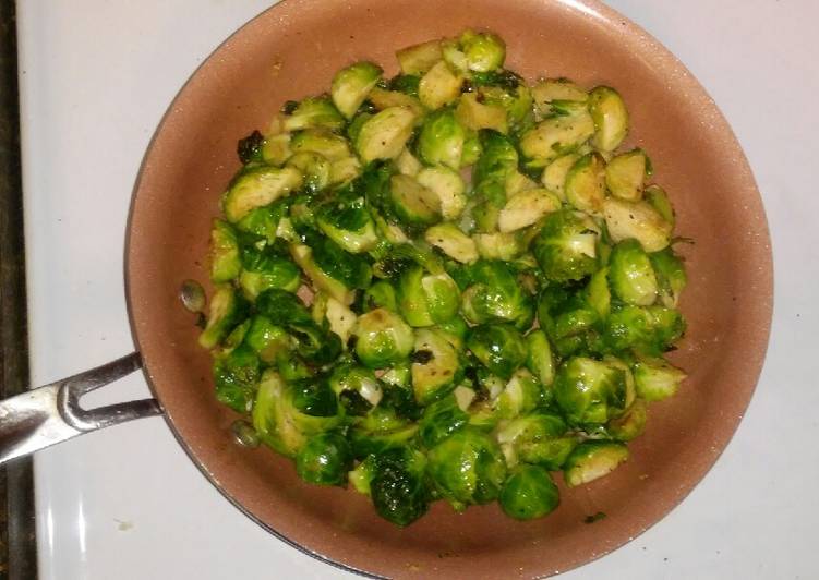 Step by Step Guide to Prepare Super Quick Homemade Seasoned Brussels Sprouts