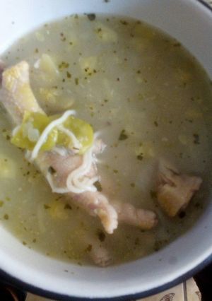 Una foto de Sopa de patita de polllo con hojuelas de quinua