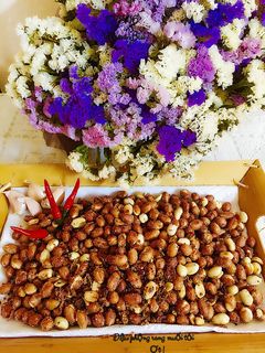 Hình của món Đậu phộng rang muối tỏi ớt !.