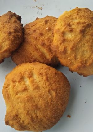 A picture of Coconut cookies.