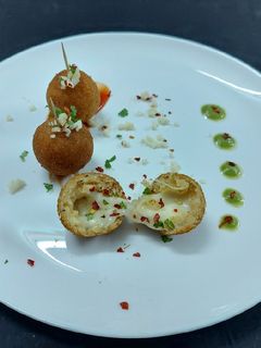 পটাটো চীজ বল(Potato Cheese Ball Recipe In Bengali) রেসিপির প্রধান ছবি