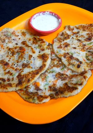 A picture of Suji Uttapam.