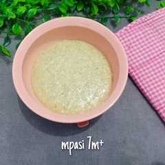 รูปของ Bubur ayam kecap brokoli mpasi 7m+