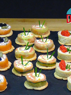 Una foto de Canapés o aperitivos de ahumados, especial Navidad