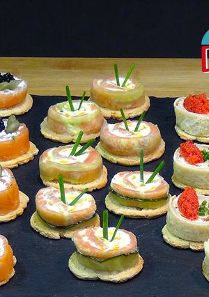Foto principal de Canapés o aperitivos de ahumados, especial Navidad