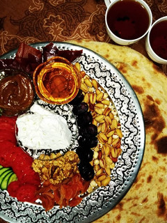 عکسی از دستور صبحانه روز عید