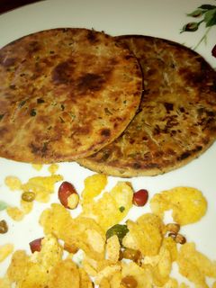 મેથી ભાખરી (Methi Bhakhri Recipe In Gujarati) રેસીપી મુખ્ય ફોટો