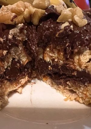 Una foto de CARROT CAKE CON CREMA DE CHOCOLATE y NUECES individual, sin gluten y saludable