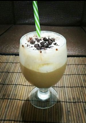 A picture of Cold Coffee with vanila ice cream🍺🍦.