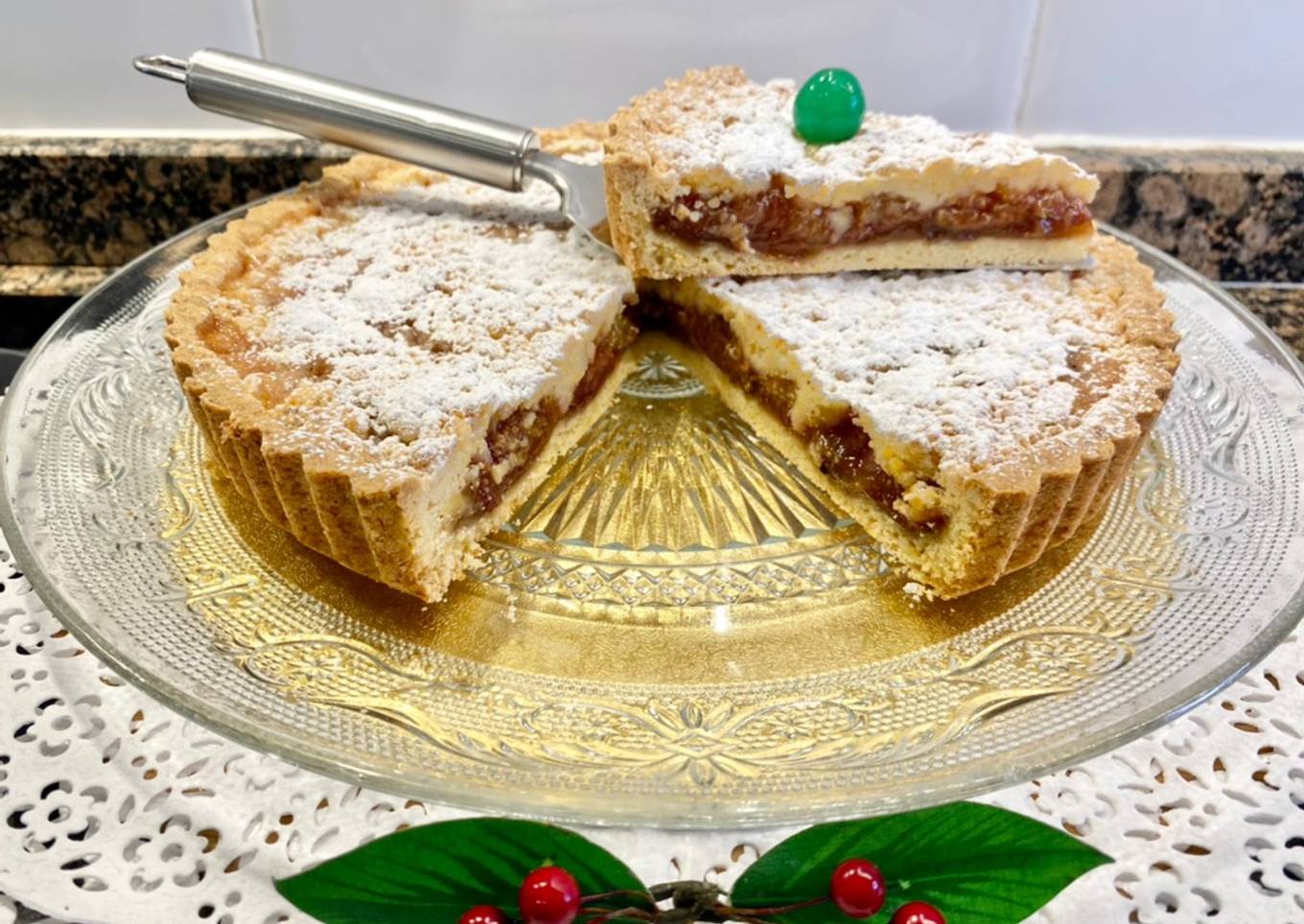 Pastel relleno con higos