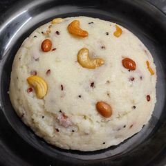 A picture of Jain upma - clean & sattvik.