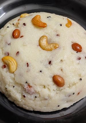 A picture of Jain upma - clean & sattvik.