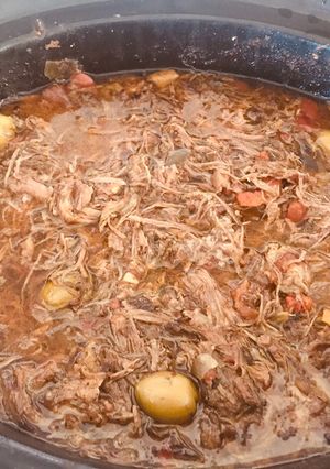 Una foto de Ropa vieja en olla de cocción lenta