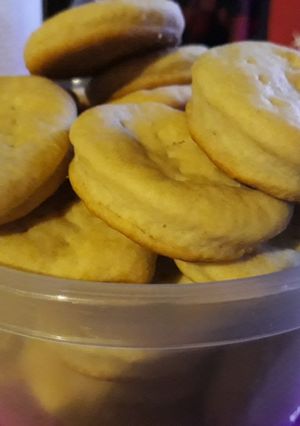 Una foto de Bizcochitos (2 ingredientes) 🍪