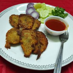 A picture of Crispy Topse or Mango Fish Fry.