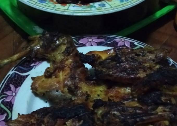 Bekakak ayam kampung bakar