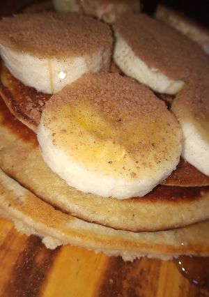Una foto de Hotcakes de avena y banana