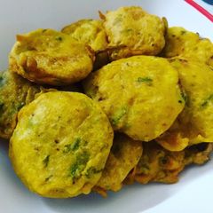 A picture of Lauki(bottle gourd)pakore.