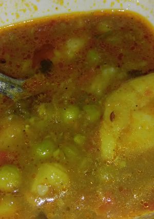 A picture of Aloo matar ke Sabzi.