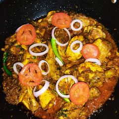 A picture of Butt Chicken Karahi 😋.