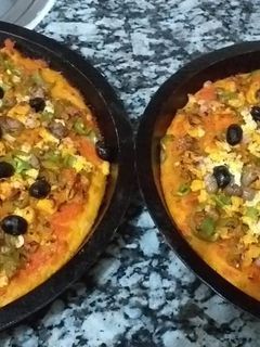 صورة لوصفة اسهل طريقه لصنع البيتزا