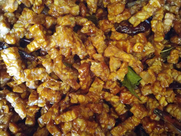 Langkah Gampang Membikin Resep Kering tempe pedas manis yang Menggugah Selera Anti Ribet, Bisa Manjain Lidah