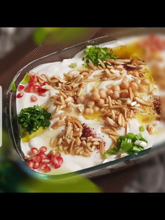 صورة لوصفة فتة الحمص باللبن بالطريقة اللبناتية