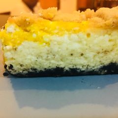 A picture of Pumpkin cheesecake crumble.