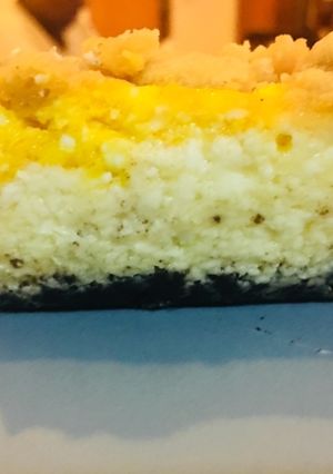 A picture of Pumpkin cheesecake crumble.