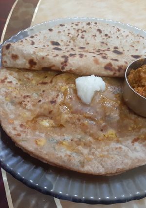 A picture of Alu-Paneer Paratha.
