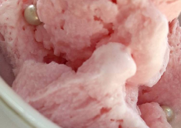 Recipe: Appetizing Strawberry Ice Cream