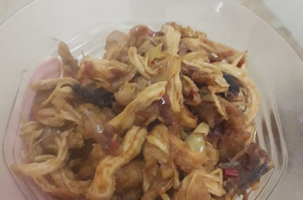 Cara Gampang Menyiapkan Ayam Suwir Pedas Manis, Enak