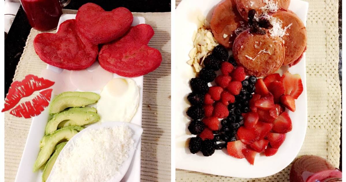 Desayuno día de los Enamorados Arepas y panquecas de Remolacha Receta de  Maira Ruiz Tovar- Cookpad