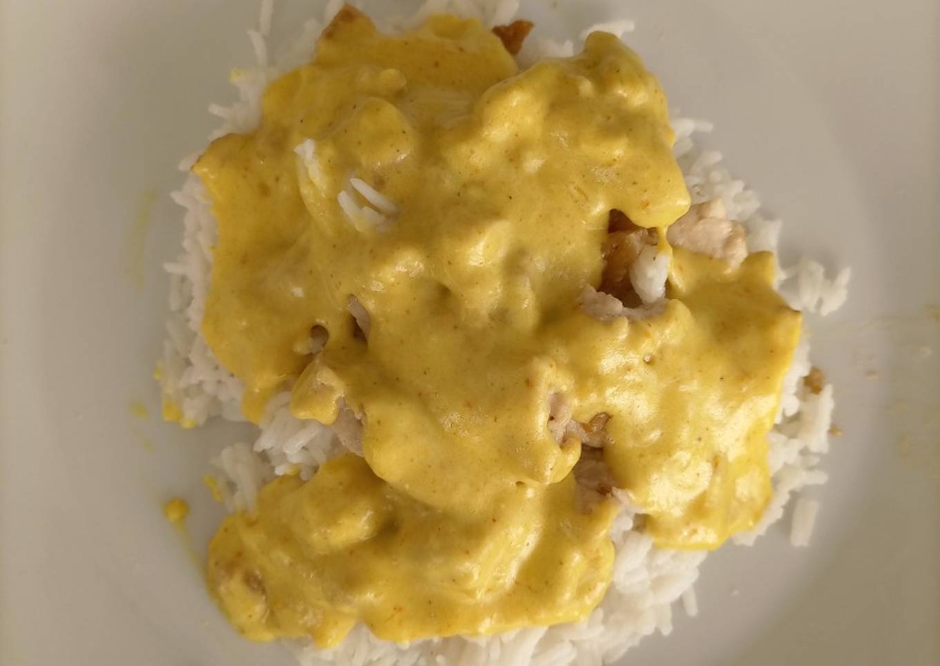 Arroz con pollo al curry