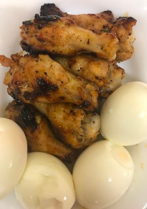 A picture of Homemade Hot wings.