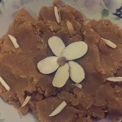 A picture of Chanai ki daal ka halwa.