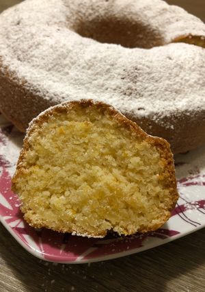 A picture of Vegan Orange-Coconut Cake.