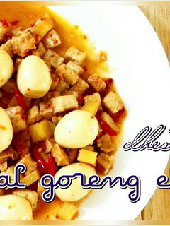 Foto resep Sambal goreng ekonomis(Tahu,tempe,telur,kentang)
