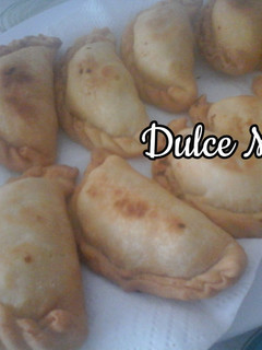 Una foto de Masa casera para empanadas fritas