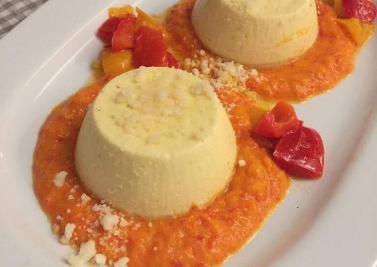 Budini di parmigiano su crema di peperoni