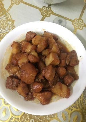 Hình của món Thịt ba chỉ kho coca.