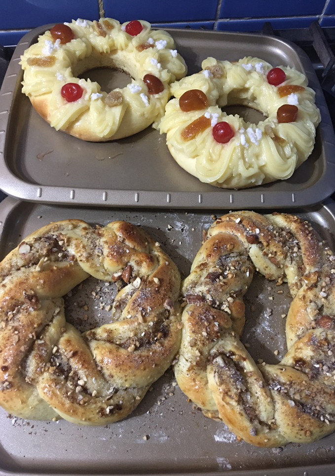 Una foto de Roscón/ rosca de reyes/ Pascuas