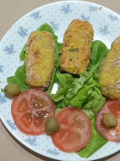 Una foto de Croquetas de coliflor y queso