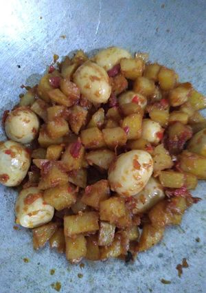 Foto resep Sambel Goreng Kentang Telur Puyuh