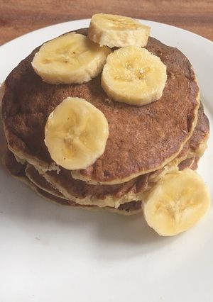 Hình của món Pancake yến mạch eat clean.