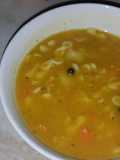 Caldo de verduras con pasta