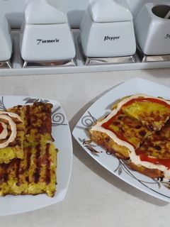 عکسی از دستور کوکوی سیب زمینی و برگ سیر